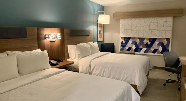 Четырёхместный номер Standard Holiday Inn Express Guadalajara Vallarta Poniente by IHG