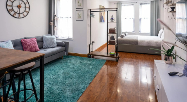REEF7 - City centre, 5 mins from Beach and International Centre, Varaa Hotelli Bournemouth Dorset