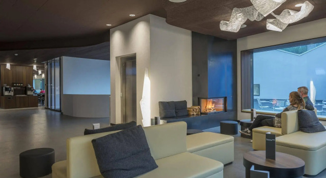 Saas-Fee wellnesshostel4000, Забронировать Хостел Зас-Фе Saastal, рядом с Горнолыжный подъемник Шпильбоден