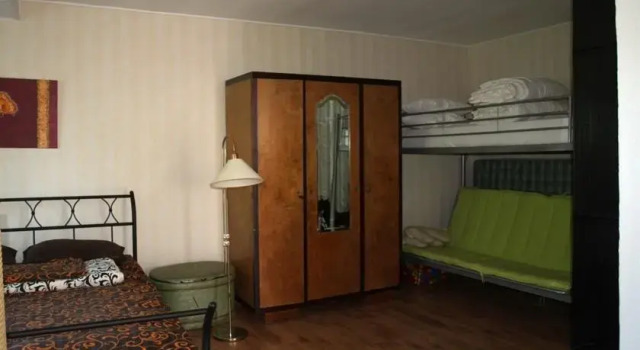 Käbi Residence, Book Lejlighed Hoteller i Pärnumaa med parkering, Parkering