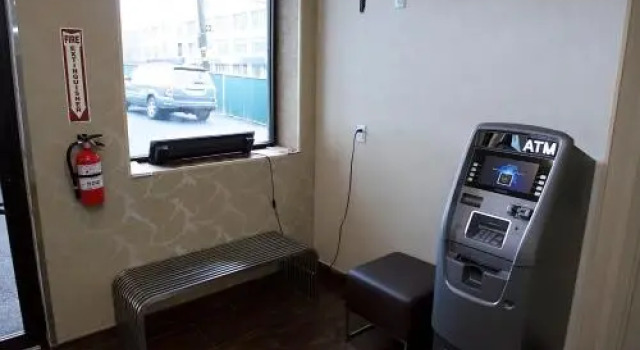 Cam Suites Hotel