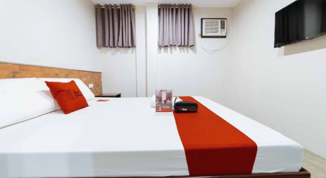 Двухместный номер Standard RedDoorz near Robinsons Cybergate Davao