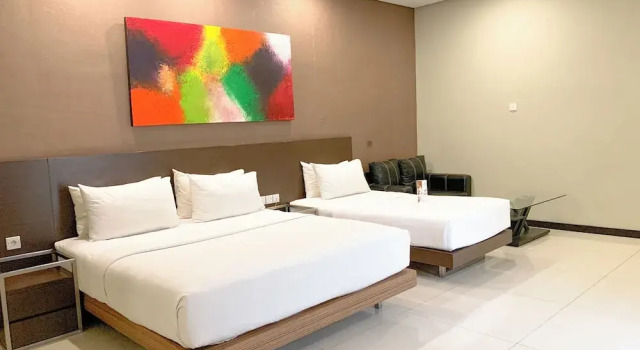 Standard Dreier Familie Zimmer Savana Hotel & Convention Malang