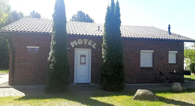 Motel Route 216, Book Motel Gohrde 