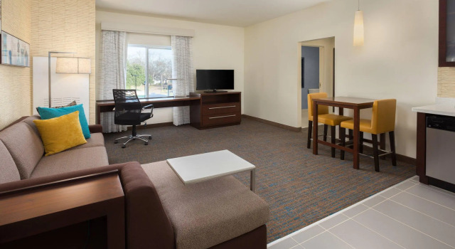 Двухместный люкс c 1 комнатой Residence Inn by Marriott Shreveport-Bossier City/Downtown
