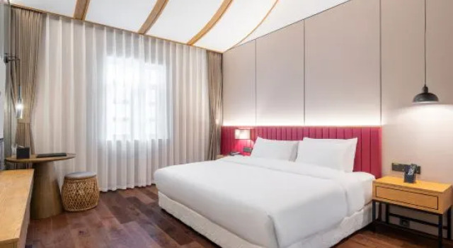 Двухместный люкс Royal Furunli Shiyu Hotel, Zhanqiao Zhongshan Road,