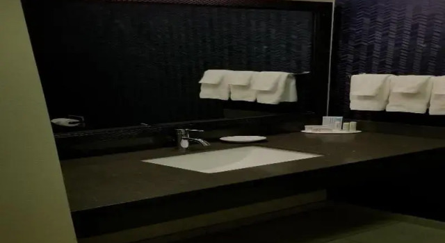 Двухместный люкс c 1 комнатой Fairfield Inn & Suites Mount Vernon Rend Lake