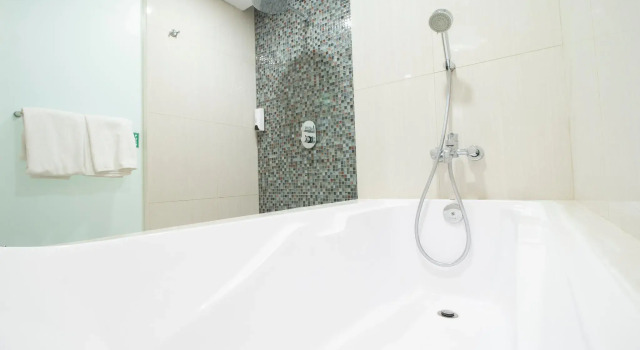 Полулюкс Grand Picasso Hotel