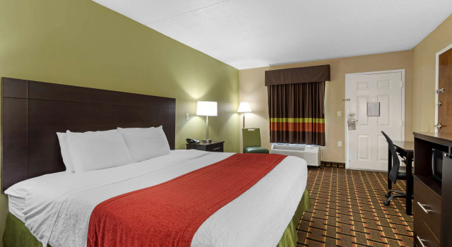 Двухместный номер Standard SureStay Hotel by Best Western Lenoir City