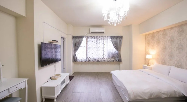 FengJia Pandola, Book Pension Hoteller i Taichung med parkering, Parkering
