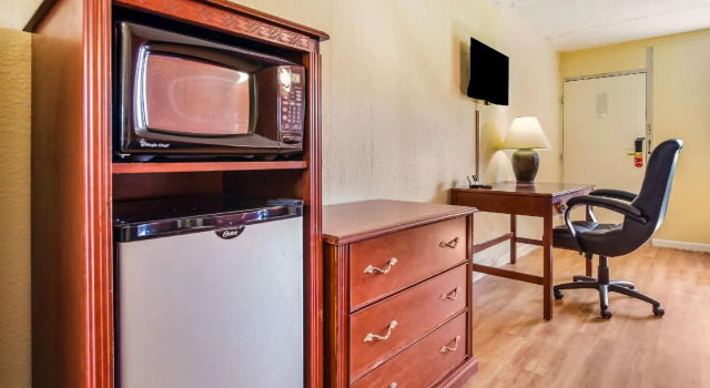 Двухместный номер Standard Americas Best Value Inn Danville