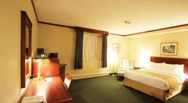 Park Inn Aeroport Montreal, Rezervovat Hotel Montreal Quebec