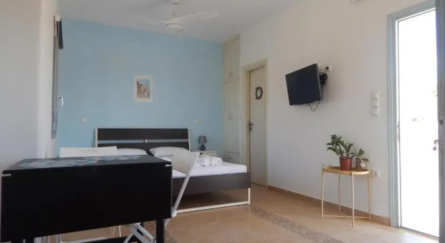 Двухместный номер Standard с балконом и с видом на море Armonia Studios, Apartments & Villa