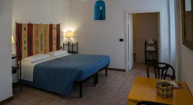 Camere Anna