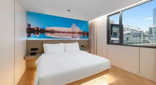 Suite 232HOTELS