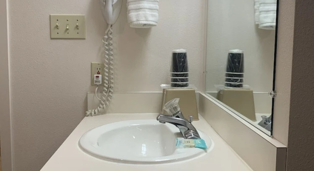 Номер Economy Colstrip Inn & Suites