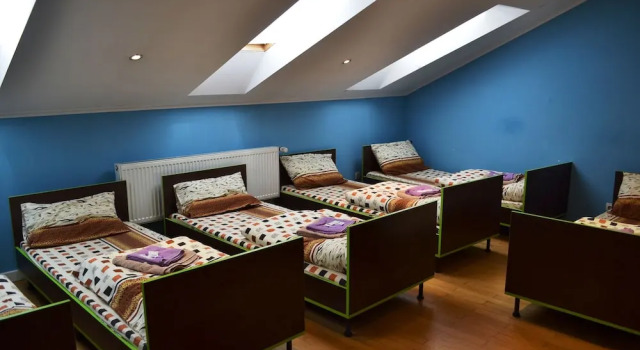 Wanted Hostel, Забронировать Хостел Хостелы Львова, рядом с Дворец Любомирских, Хостел