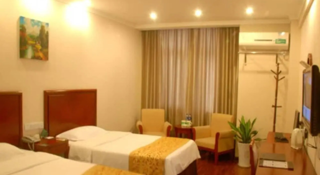 Двухместный номер Business GreenTree Inn Chizhou Guichi District South Changjiang Road Express Hotel