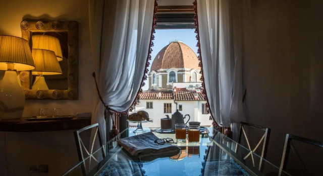 Люкс Панорамный с видом на город Hotel Burchianti