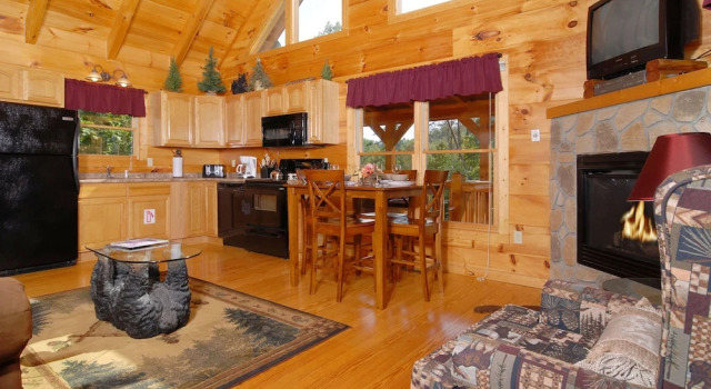 Mountain Lake Hideaway by Heritage Cabin Rentals