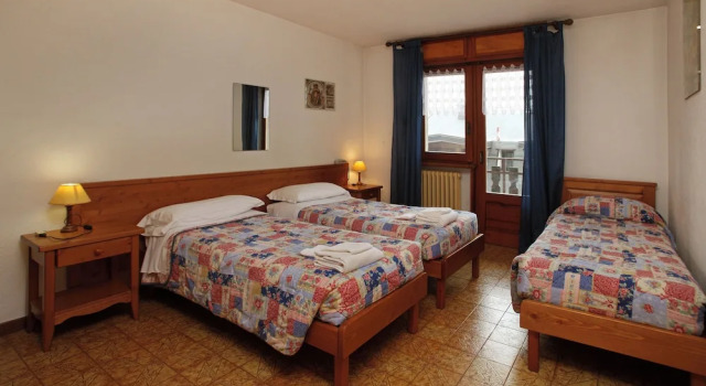 Семейный номер Standard с 2 комнатами с балконом Hotel Des Amis