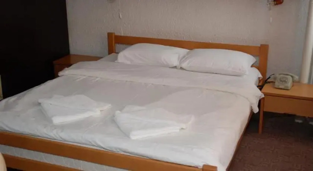 Hotel Sirmium, Buchen Sie Hotel Sremska Mitrovica Vojvodina