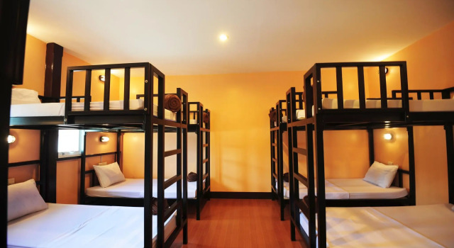 Twin Palms hostel Phi Phi