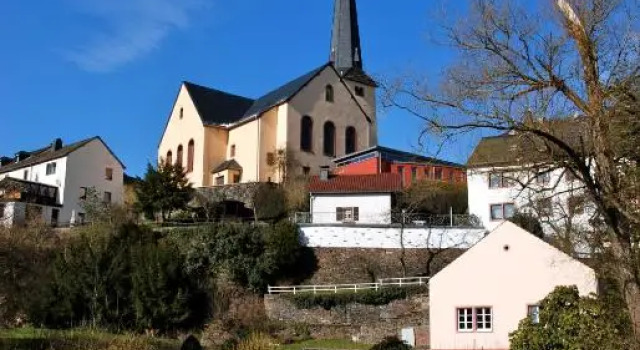 Ferienwohnung EifelMittendrin, Prenota Appartamento Waxweiler 