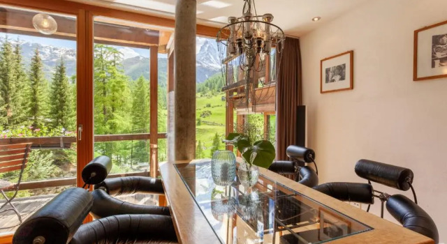 Двухместный люкс с 3 комнатами Suitenhotel Zurbriggen