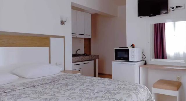 Люкс с балконом Parla Apart Hotel