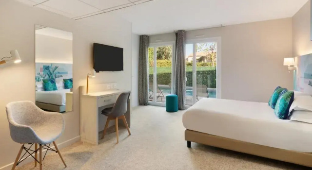 Трёхместный номер Deluxe Best Western Plus Hyères Côte DAzur