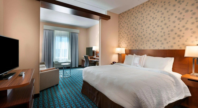 Двухместный люкс Fairfield Inn & Suites by Marriott Rock Hill