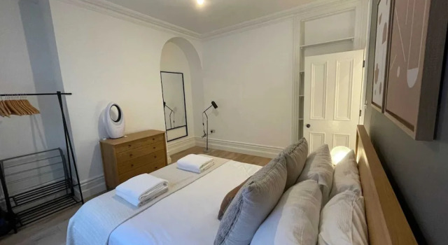 Central 1 Bedroom Apartment in Farringdon