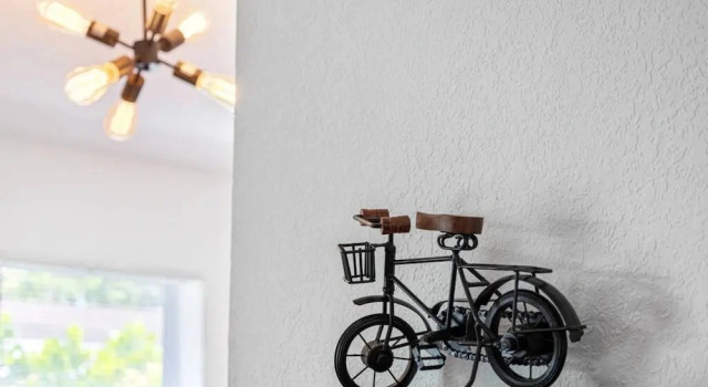 Коттедж Musicians Lounge - 2 BR With Parking Asssigned