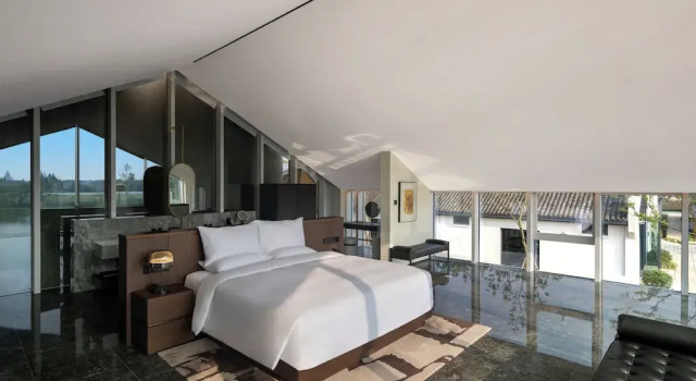 Jiangnan House  Yangcheng Lake, Varaa Hotelli Hotellit Suzhou pysäköinnillä, Pysäköinti