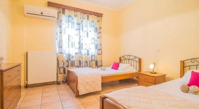 Tonia Apartments