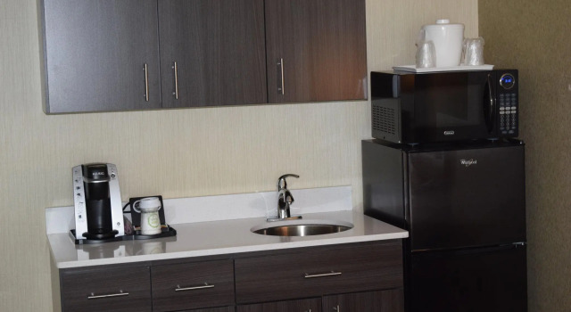 Двухместный люкс Holiday Inn Charlottesville-Univ Area by IHG