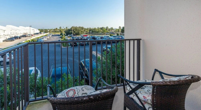 Phoenix East 201 3 Bedroom Condo, Prenota Appartamento Hotel a Alabama con parcheggio, Parcheggio