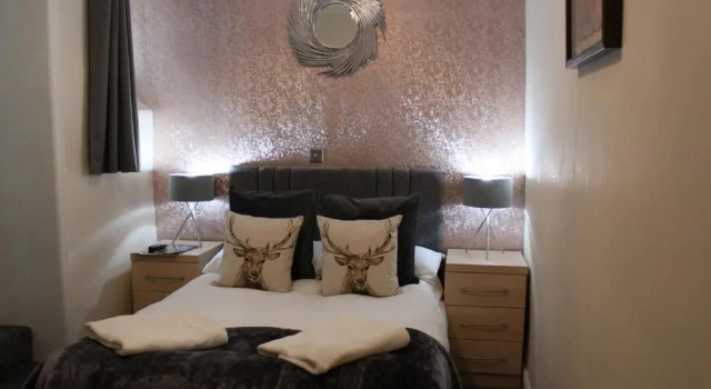 Номер Economy Harefield Hall Hotel