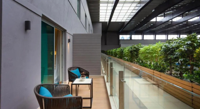 Кровать в общем номере Holiday Inn Express & Suites Bengaluru Old Madras Road by IHG