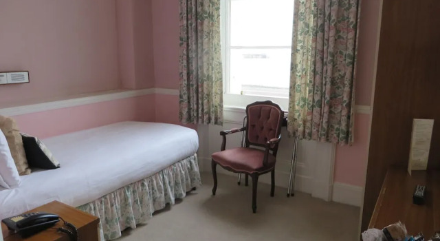 Одноместный номер Standard с видом на море St. Kilda Hotel