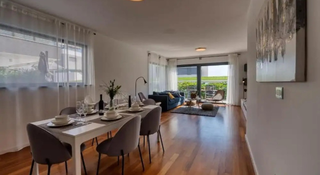 Апартаменты Deluxe Crystal Holiday Residence