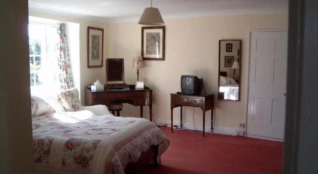 Church Hill Farm B&B, Забронировать Фермерский дом Отели Уорикшир с парковкой, Парковка
