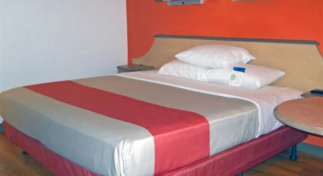 Red Roof Inn York, Boek Hotel York 