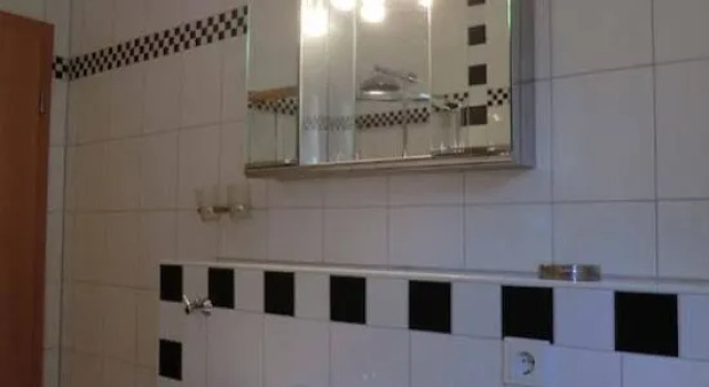 Ferienwohnung Am Wildmeisterweg, Prenota Hotel Hotel a Garz con parcheggio, Parcheggio