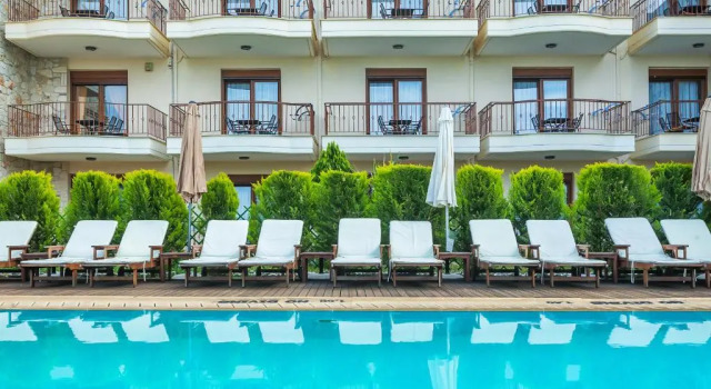 Nereides Hotel