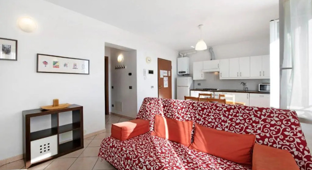 Trilocale in villa vista mare Apt 3, Забронировать Вилла Коттеджи Варацце, рядом с Туристический порт Варацце, Коттедж