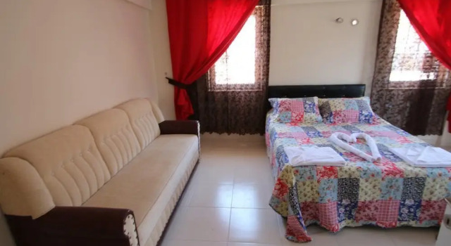 Вилла с 5 комнатами с балконом Mutlu Yasam Villa Gulpinar 1