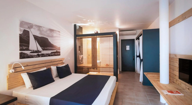 Номер Comfort Veranda Pointe Aux Biches Hotel & Spa
