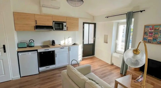 Charmant et cosy T2 indépendant, Rezervasyon Otel Luberon otoparklı oteller, Otopark